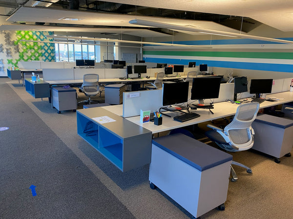 Knoll Antenna Benching Stations w/ Privacy Screens (6' x 5')