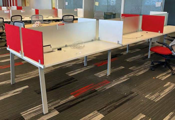 Knoll Antenna Benching Stations w/ Glass Privacy Screens